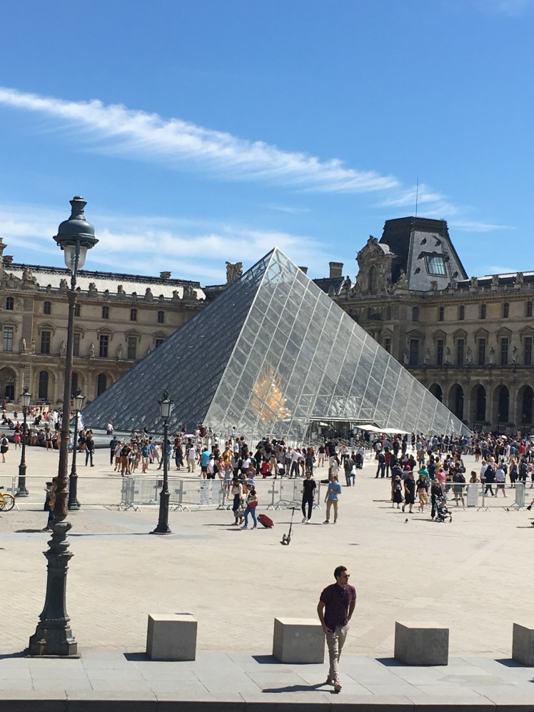 326556DD-7CAE-4DC4-B924-F9357A63E676