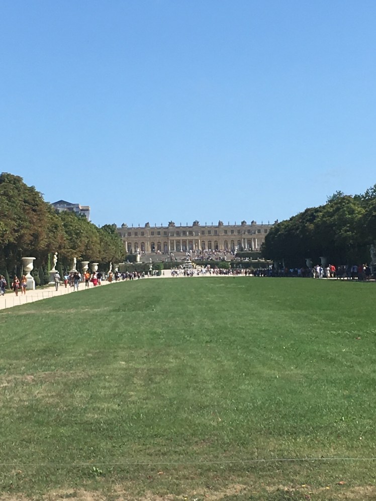 A98DF63E-820E-4A14-919F-30CA7C777709