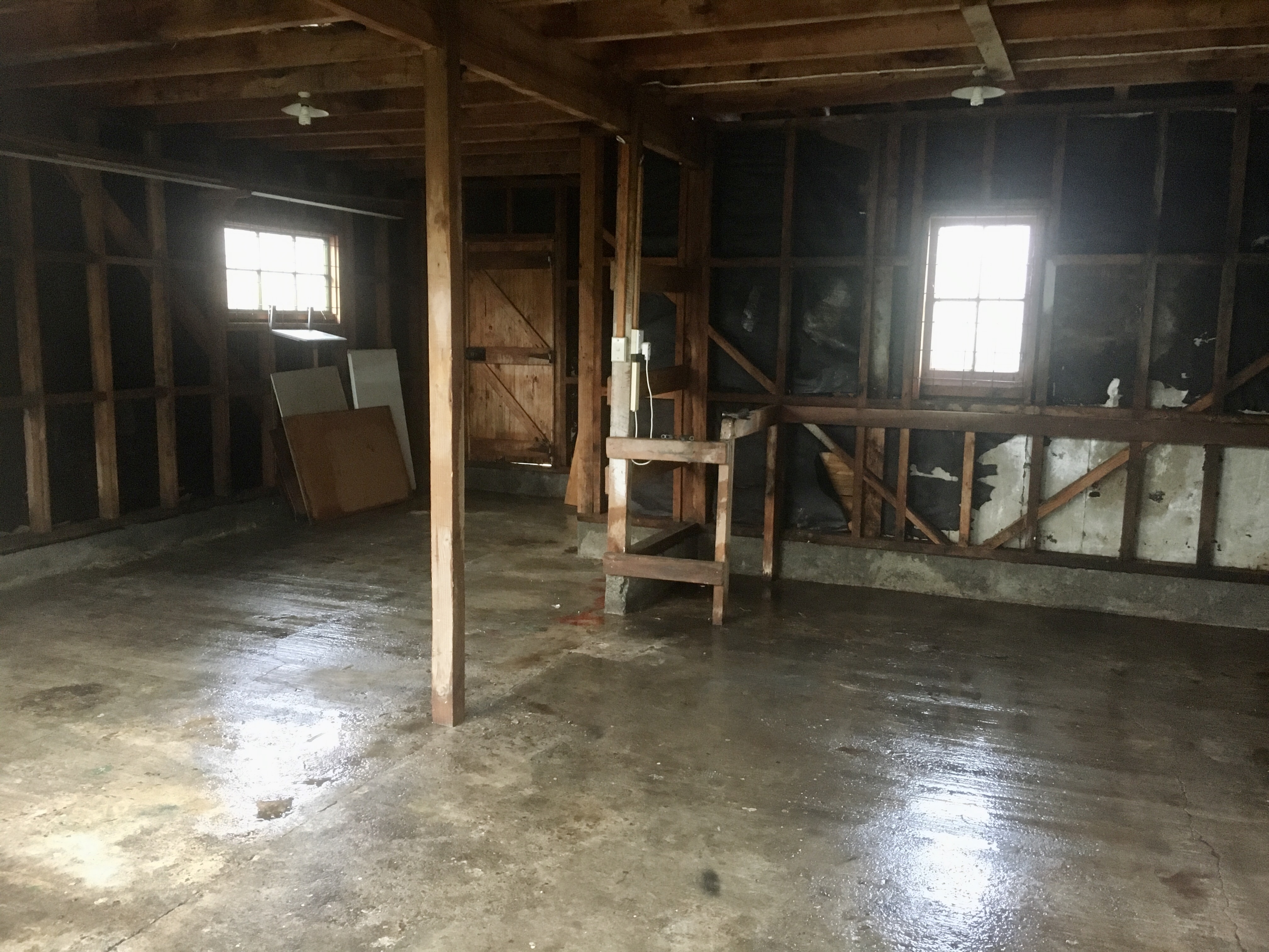 48ACB4D5-7884-4C26-ABED-EB4144EC489C_1_201_a